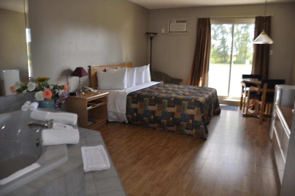 Buckingham Motel Les Pignons Verts חדר תמונה