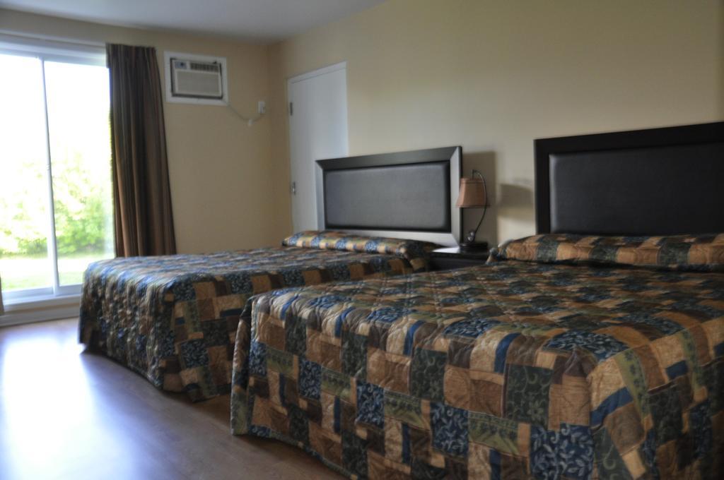 Buckingham Motel Les Pignons Verts חדר תמונה