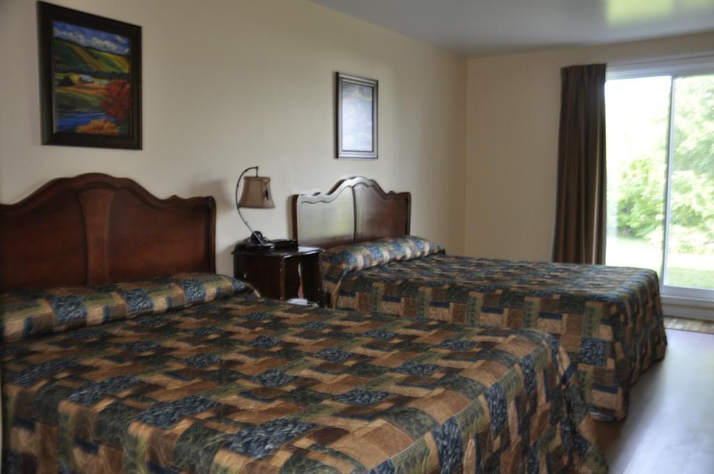 Buckingham Motel Les Pignons Verts חדר תמונה